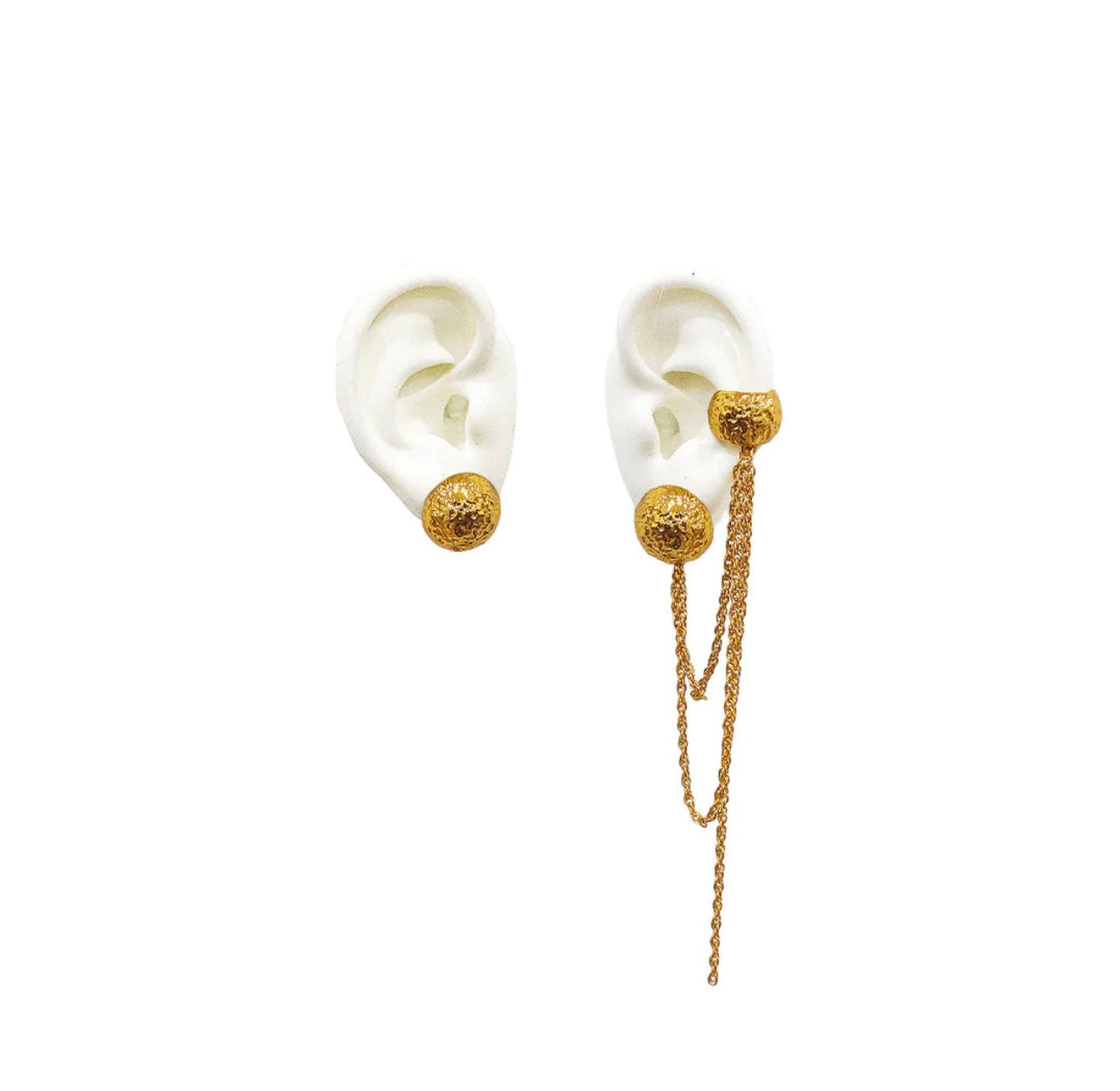 A L Q U I V I A Earrings Earcuff Gold