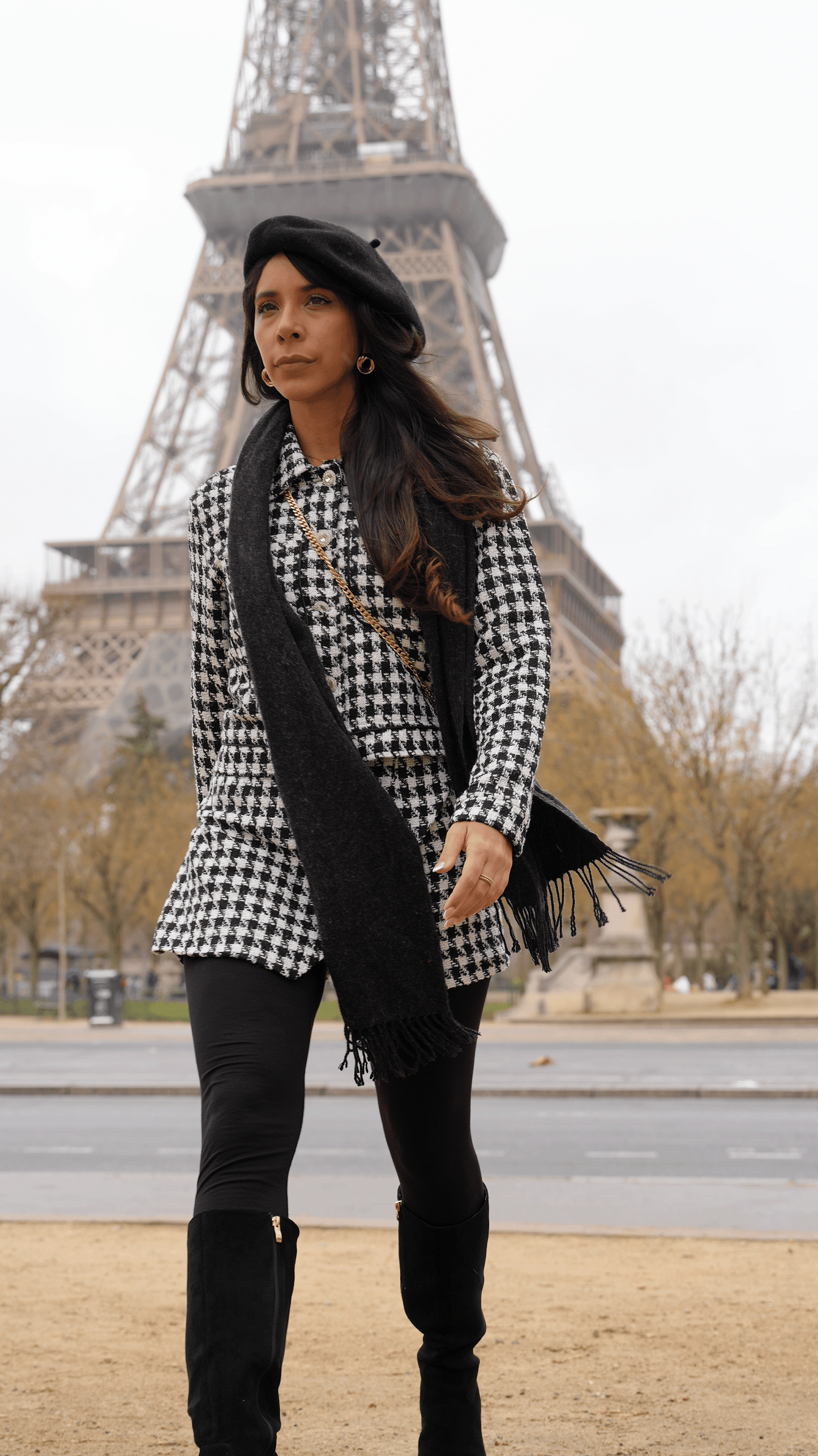 Paris Black/White Skort