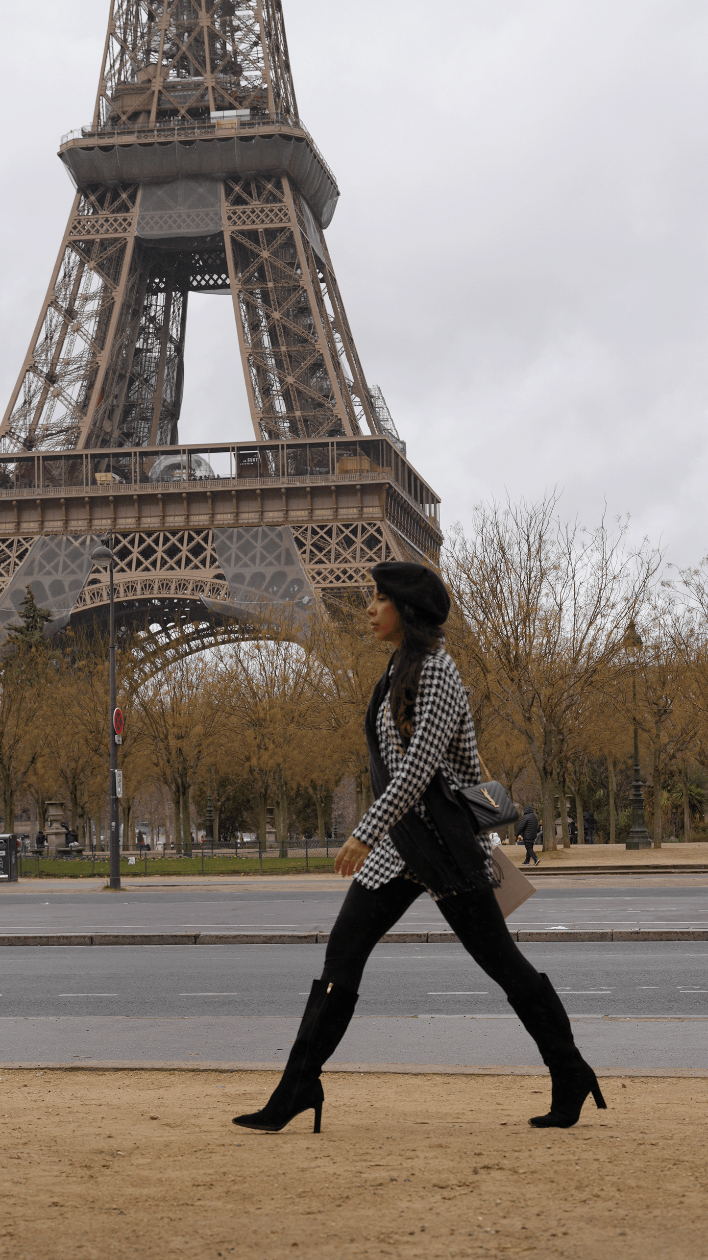 Paris Black/White Skort